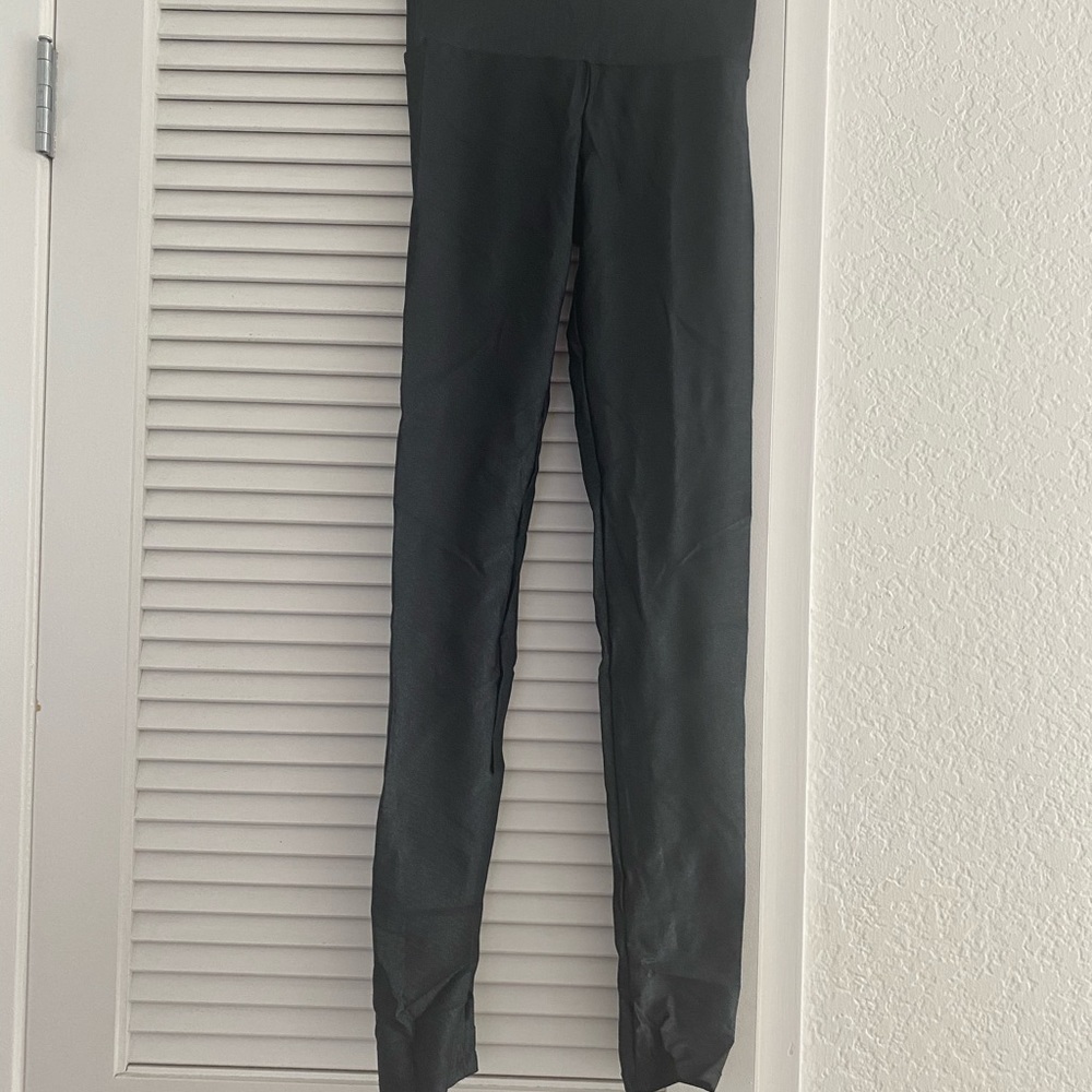 Never Worn. Black sparkle goldsheep leggings. XS. Full length.
